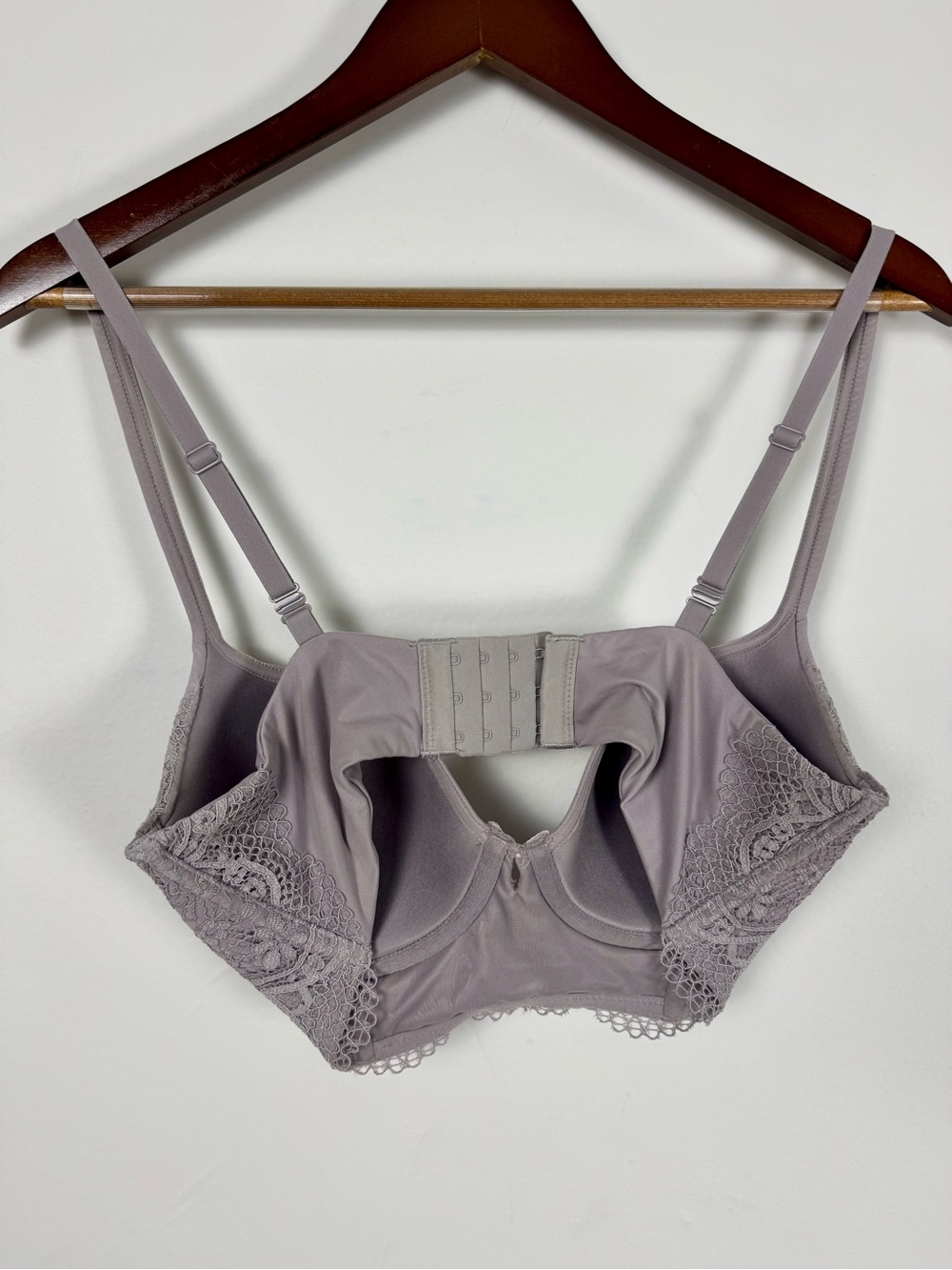 Victoria's Secret Body by Victoria Lined Demi Bustier Bra 34D - Picture 5 of 8